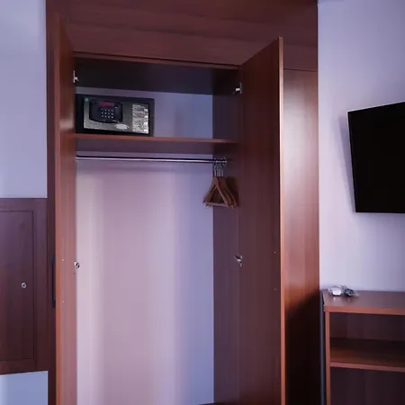 Hotel Keeper Istanbul